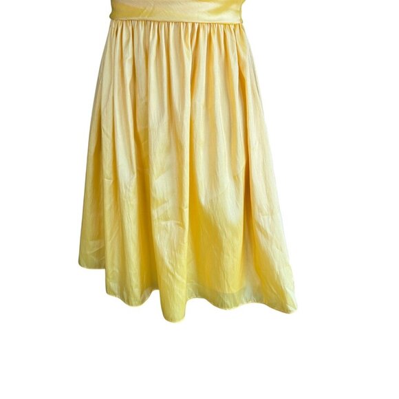 WTOO by Watters & Watters Yellow Satin Prom Bridesmaid Dress Size 2 - Picture 3 of 12